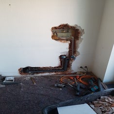 a8f190a521172d2e44f47af8f6ee199f-standard.jpg