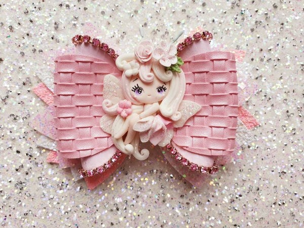 Fee roze