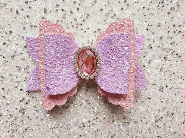 Paars met roze strik