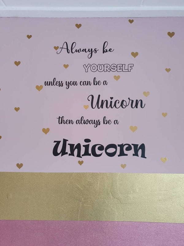 Tekst be a unicorn