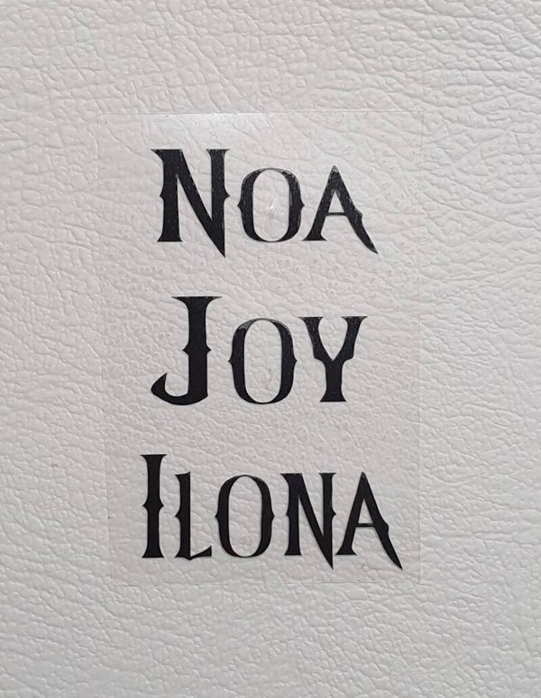 Naam in Wednesday lettertype