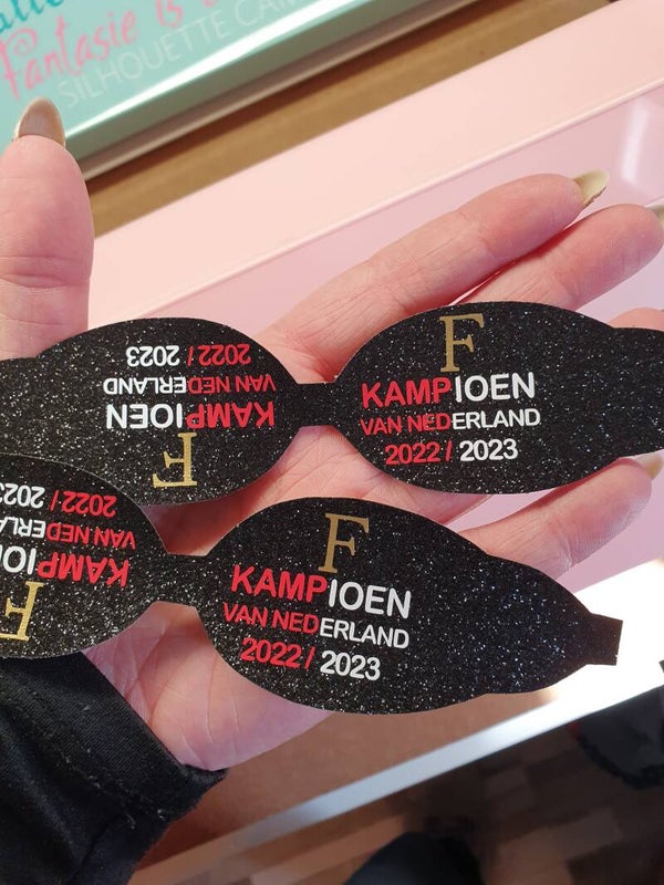 Naamtransfer F kampioen 3 kleuren