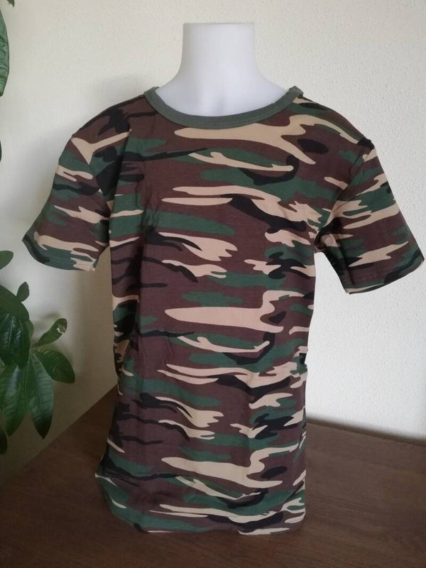 T-shirt camouflage