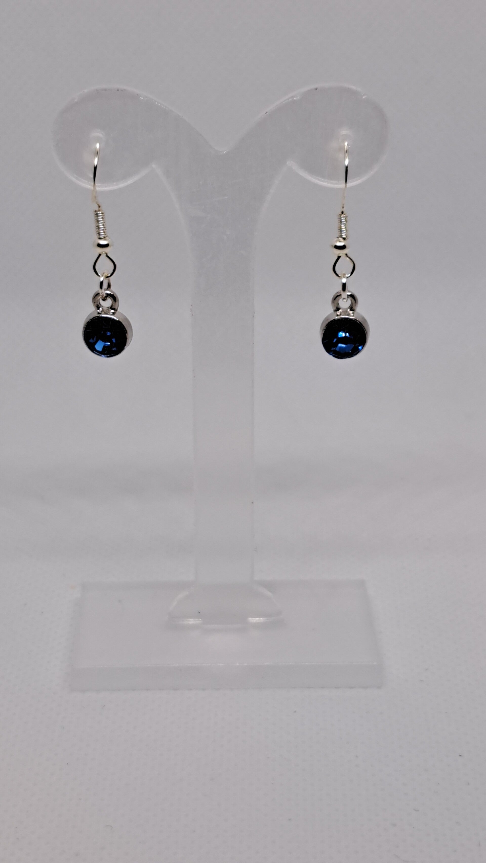 Ohrringe mit offenem Hänger