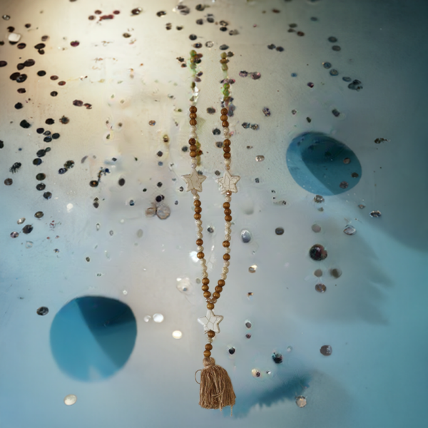 Holzperlenkette mit Quaste