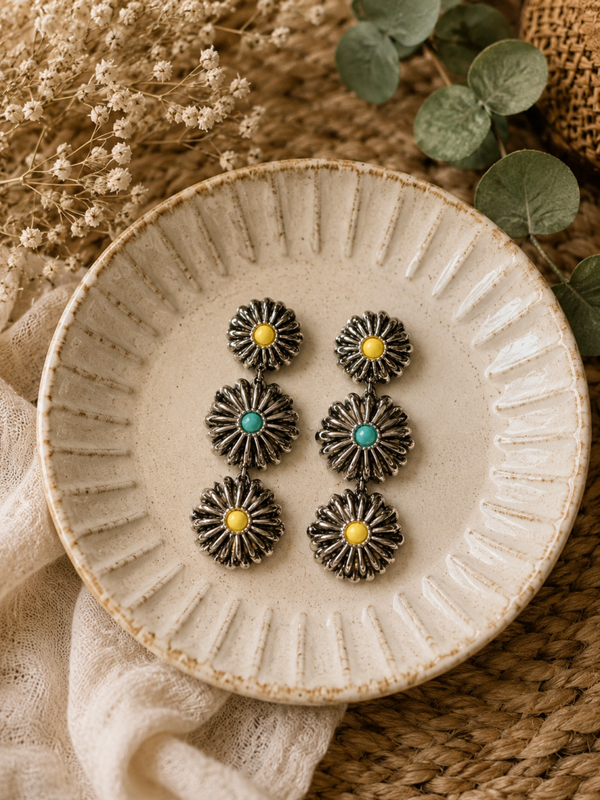 Triple flower set post earrings
