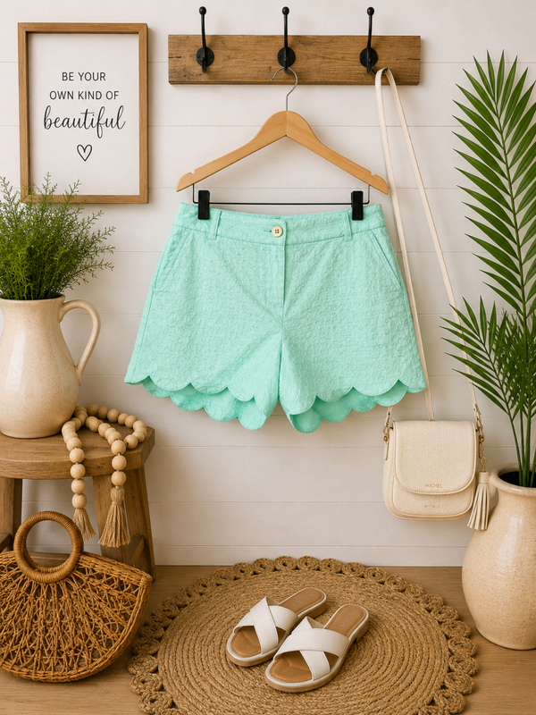 Crown & Ivy Shelby mint green shorts Size 6