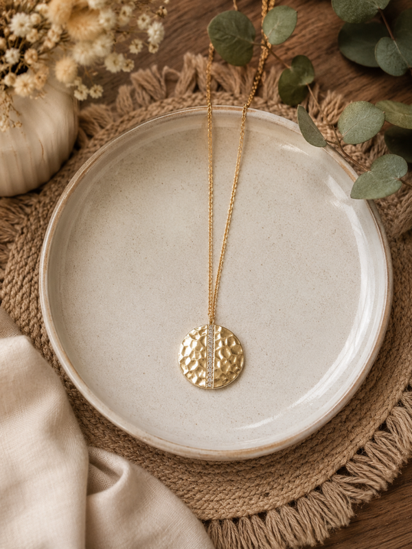 Gold tone necklace
