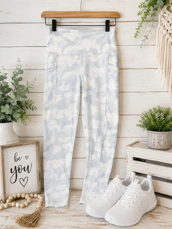 90 Degree by reflex blue & white sports pants Size Medium