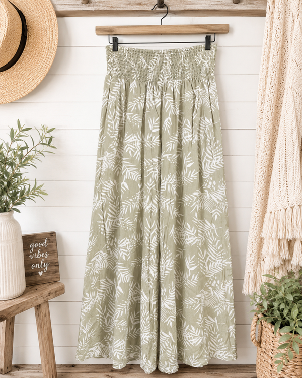 Venus Cascana green print linen pants Size XS