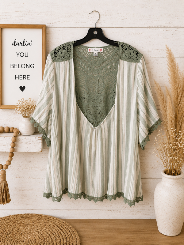 L Love green & white cardigan Size Small