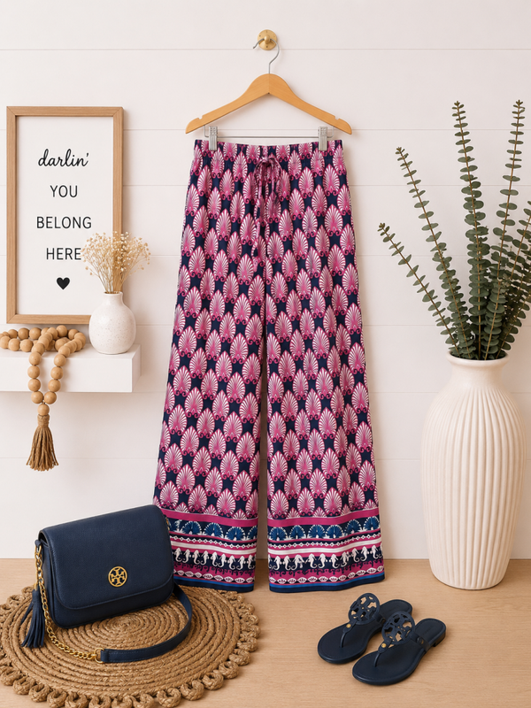Crown & Ivy pink & white dress pants Size Small