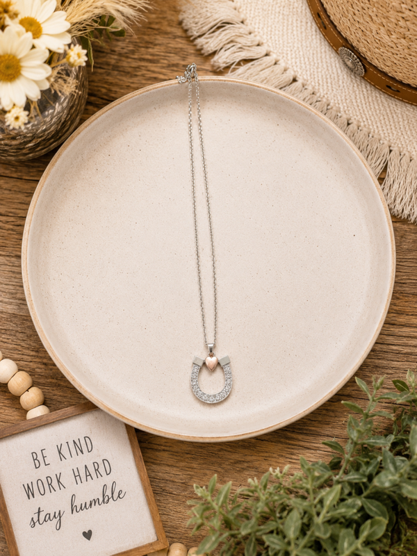Lucky hearts necklace
