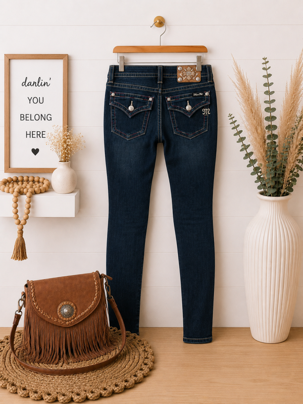 Miss me signature skinny Size 31x35