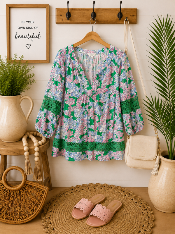 Crown & Ivy green & floral top Size XL