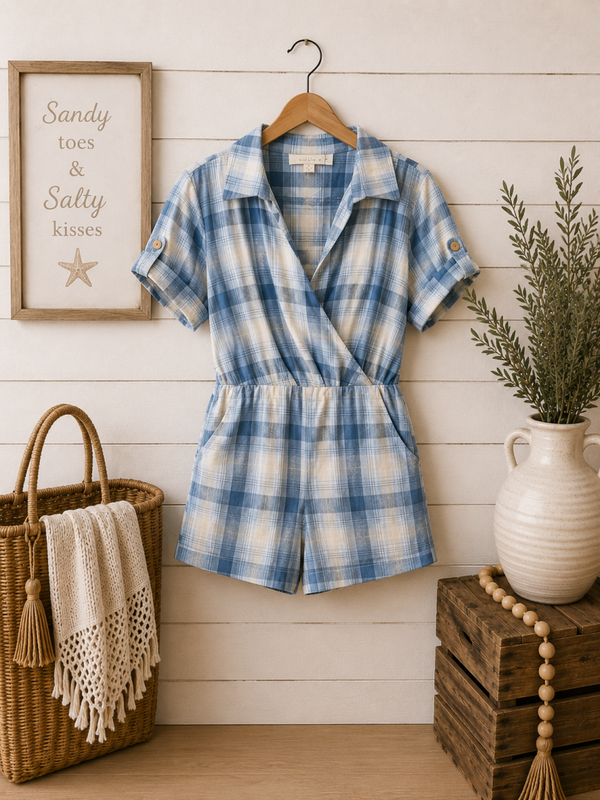 Promesa blue and white pocketed romper Size Large