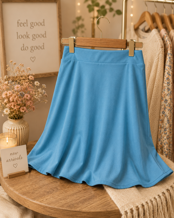 Blue midi length skirt Size XL