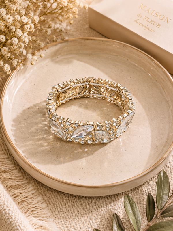 Gold tone stretch bracelet