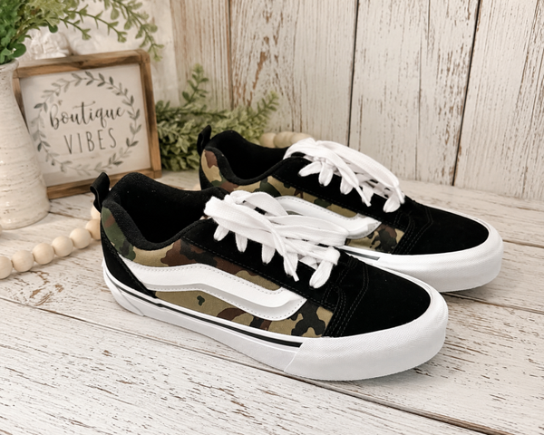 Vans camo Knu Skool Size 6