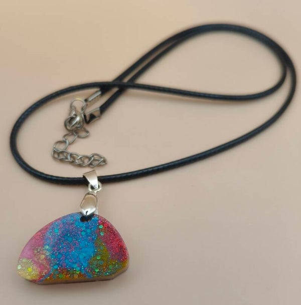 Small rainbow odd shaped necklace