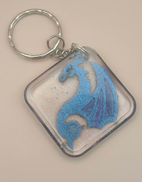 Diamond shape dragon keyring
