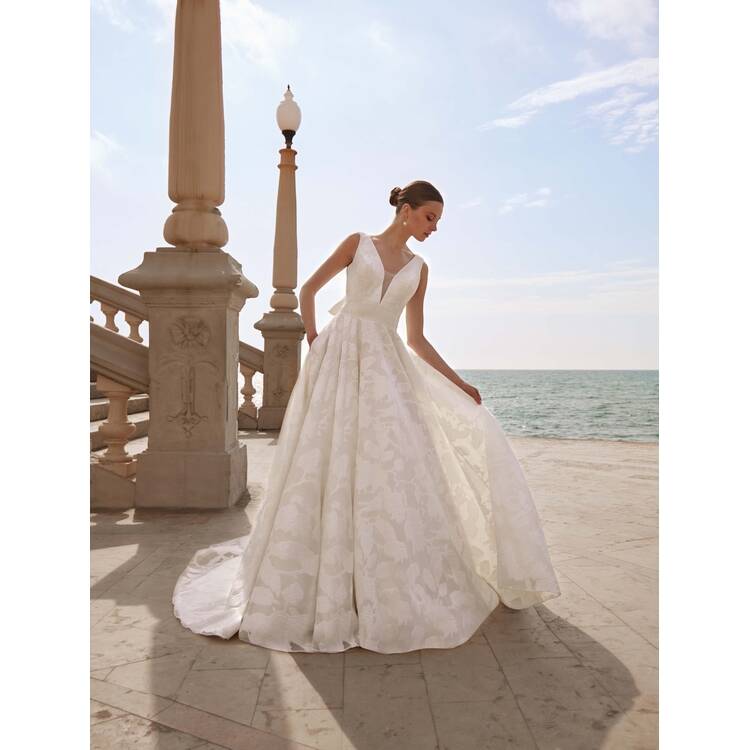 photo-3-standard-d2s9rb.jpg
