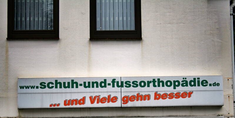 das ist die Fassade, die ich noch streichen lassen sollte. Leider stritten wir uns noch darüber