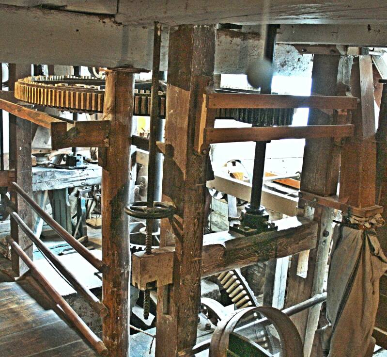 unheimlicher Krach in der Mühle