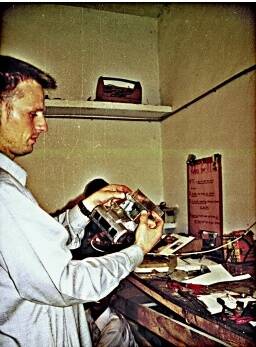 er leitet die Blechwerkstatt