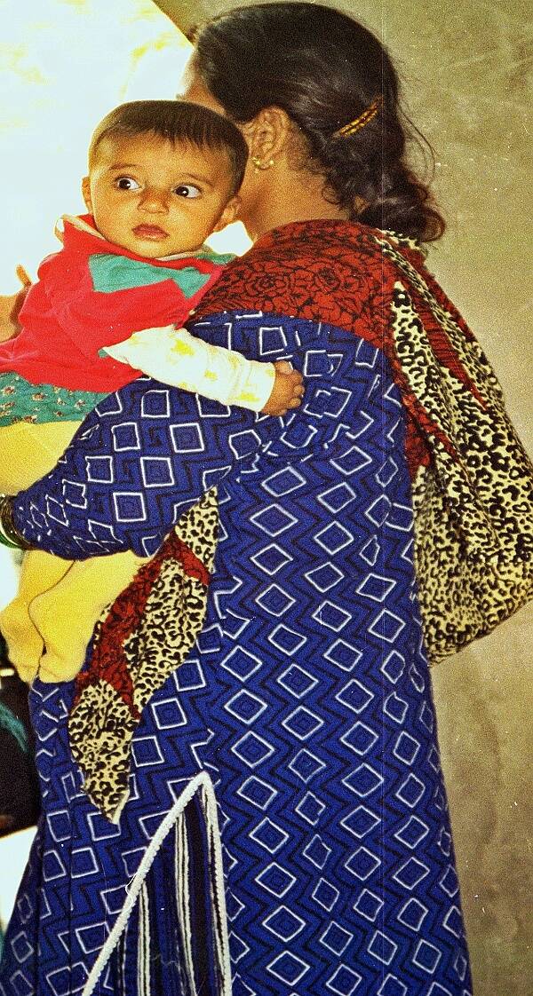 Frauen dürfen nicht in die Kamera schauen