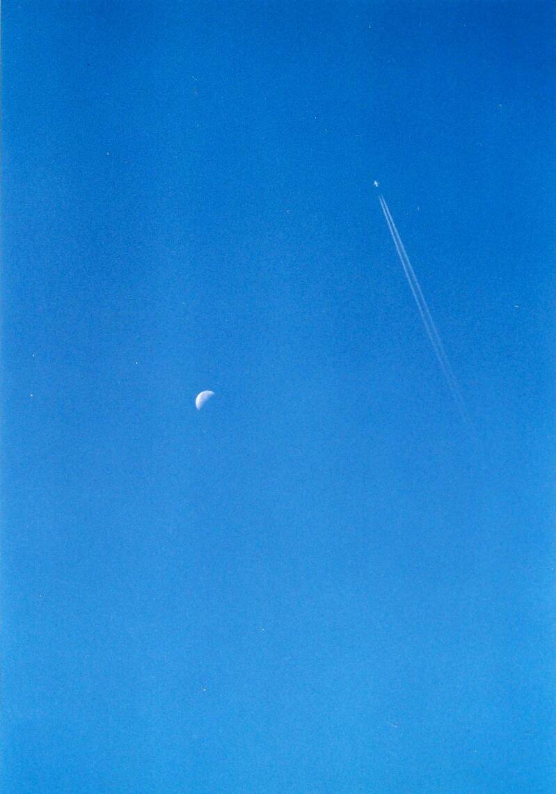 auf dem Flug zum Mond