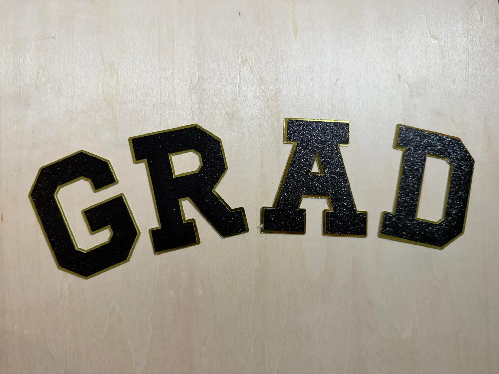 Grad Gold/Black