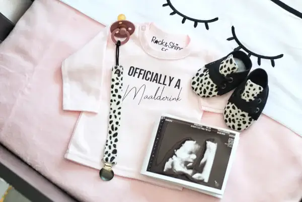 Shirt Officially a *achternaam*