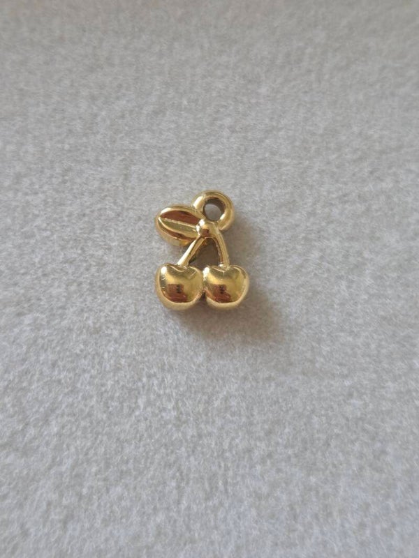 CHERRY CHARM