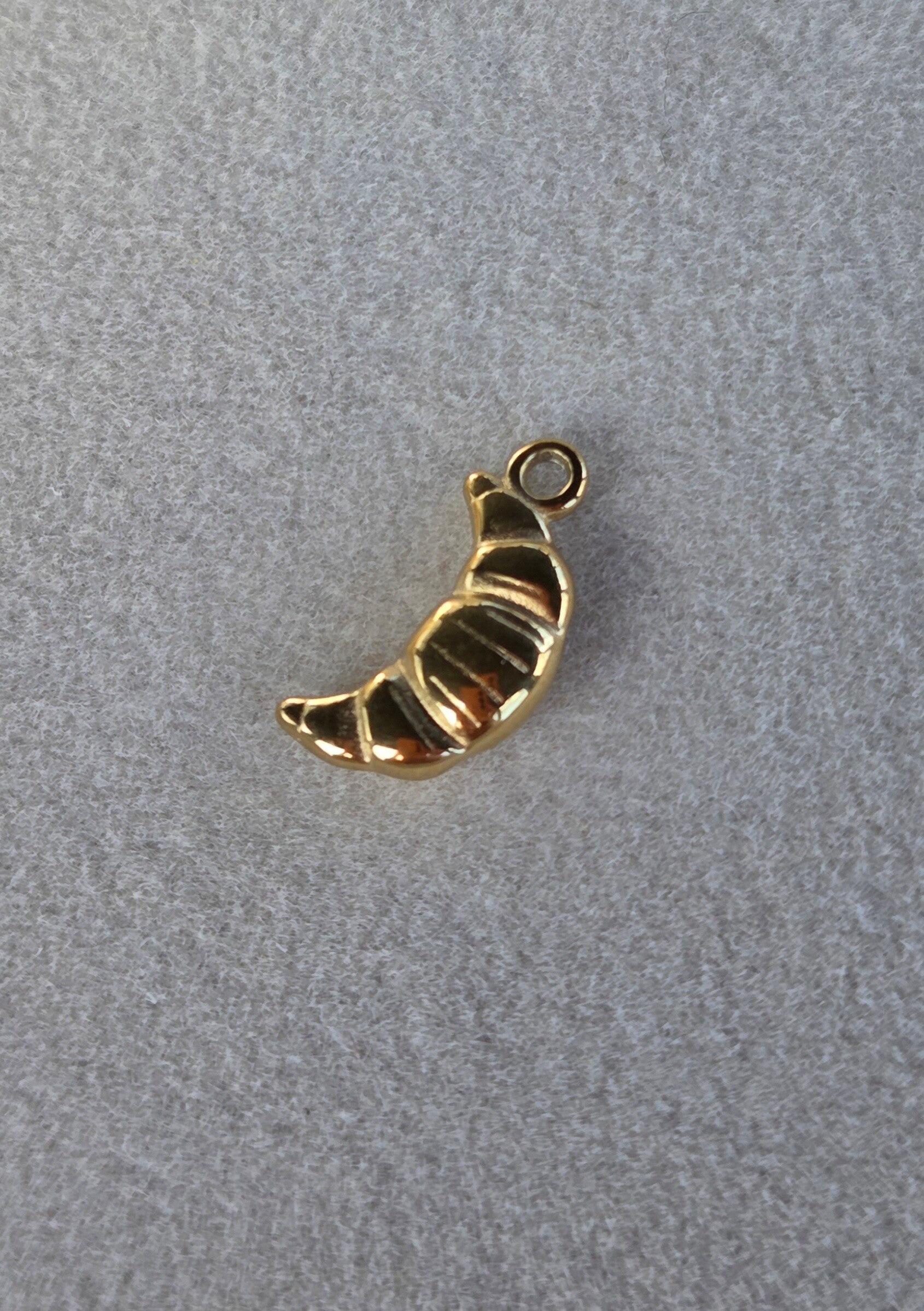 CROISSANT CHARM
