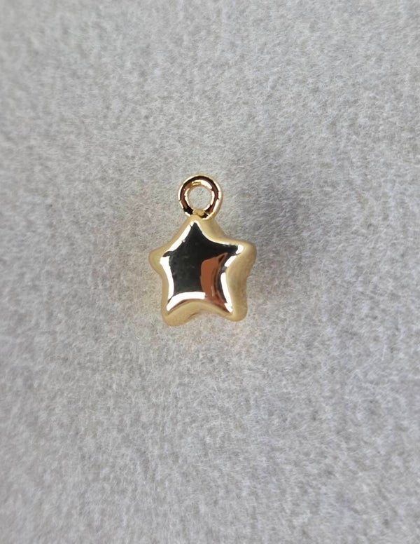 STAR CHARM