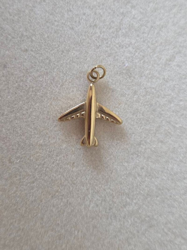 AIRPLANE CHARM