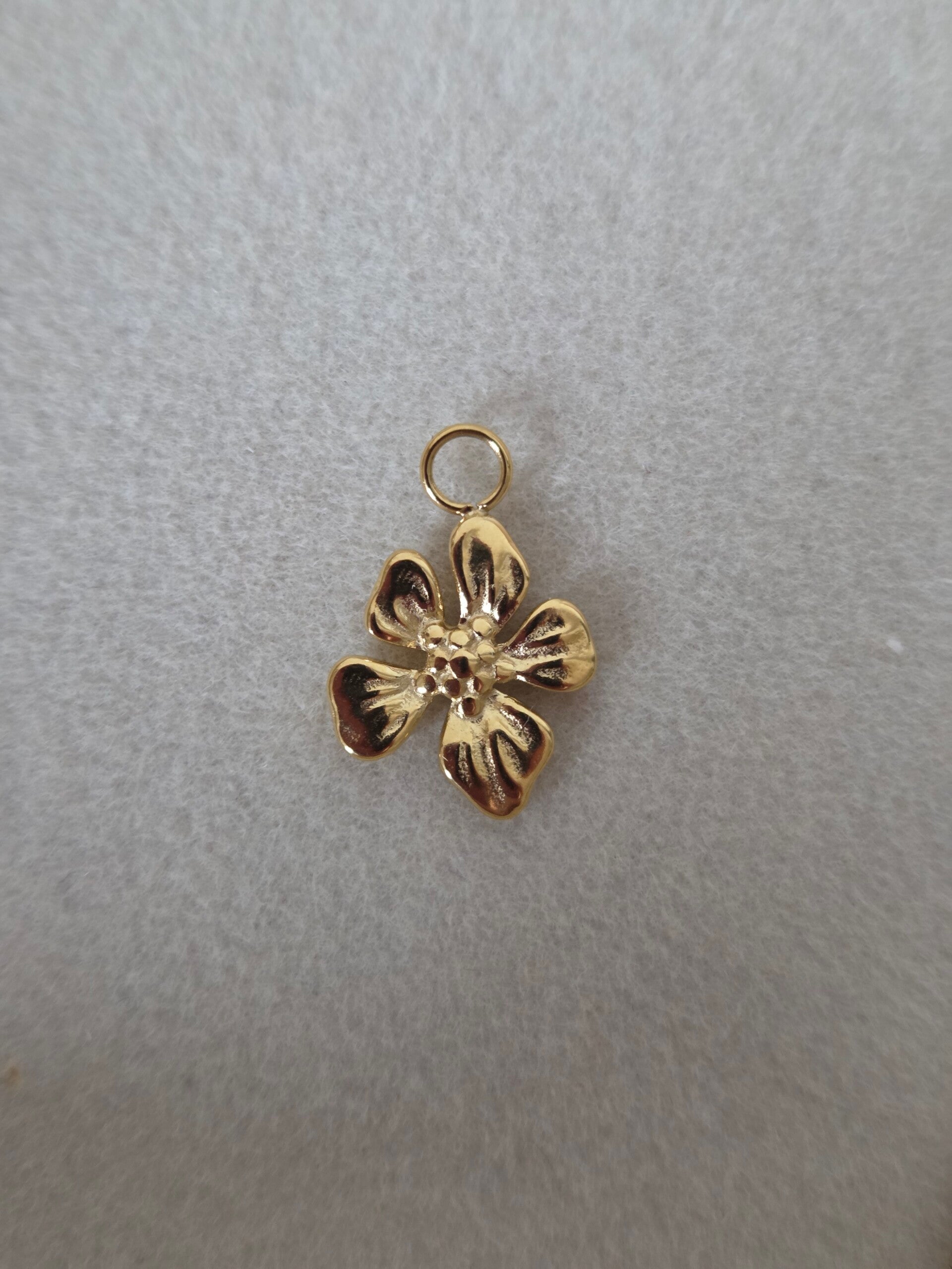 BLOOM CHARM