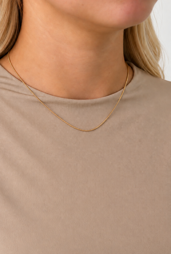 SNAKE NECKLACE