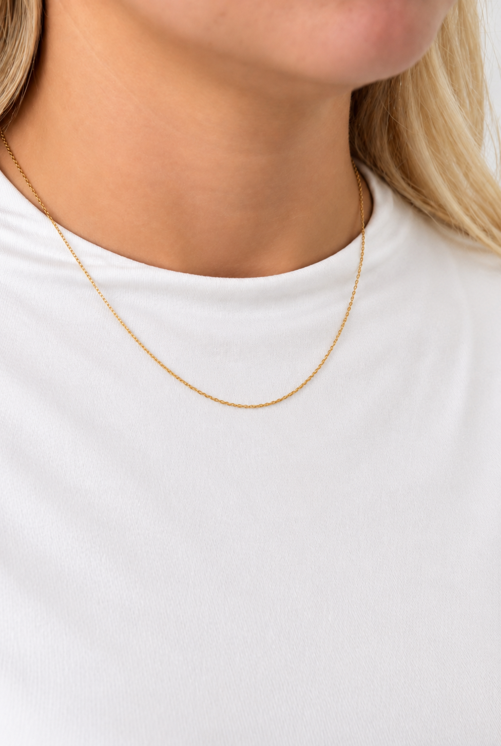 CHAIN NECKLACE