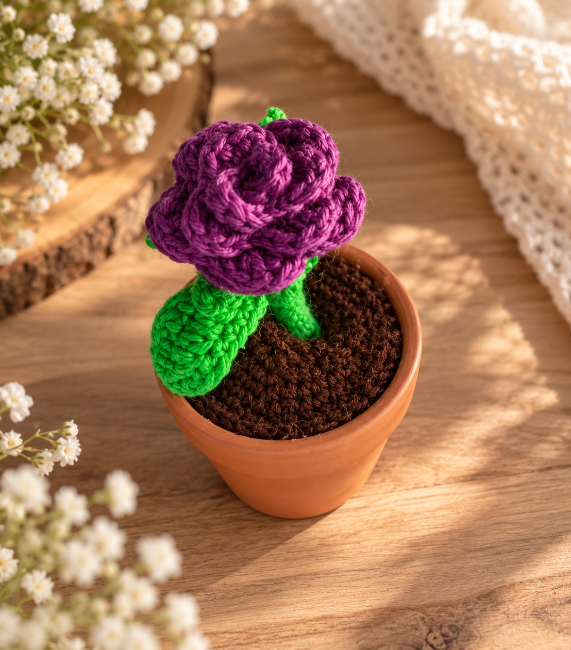 Petit pot de rose au crochet