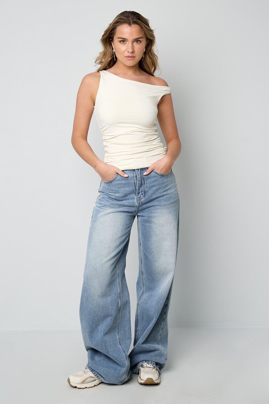 vivienne basic shirt