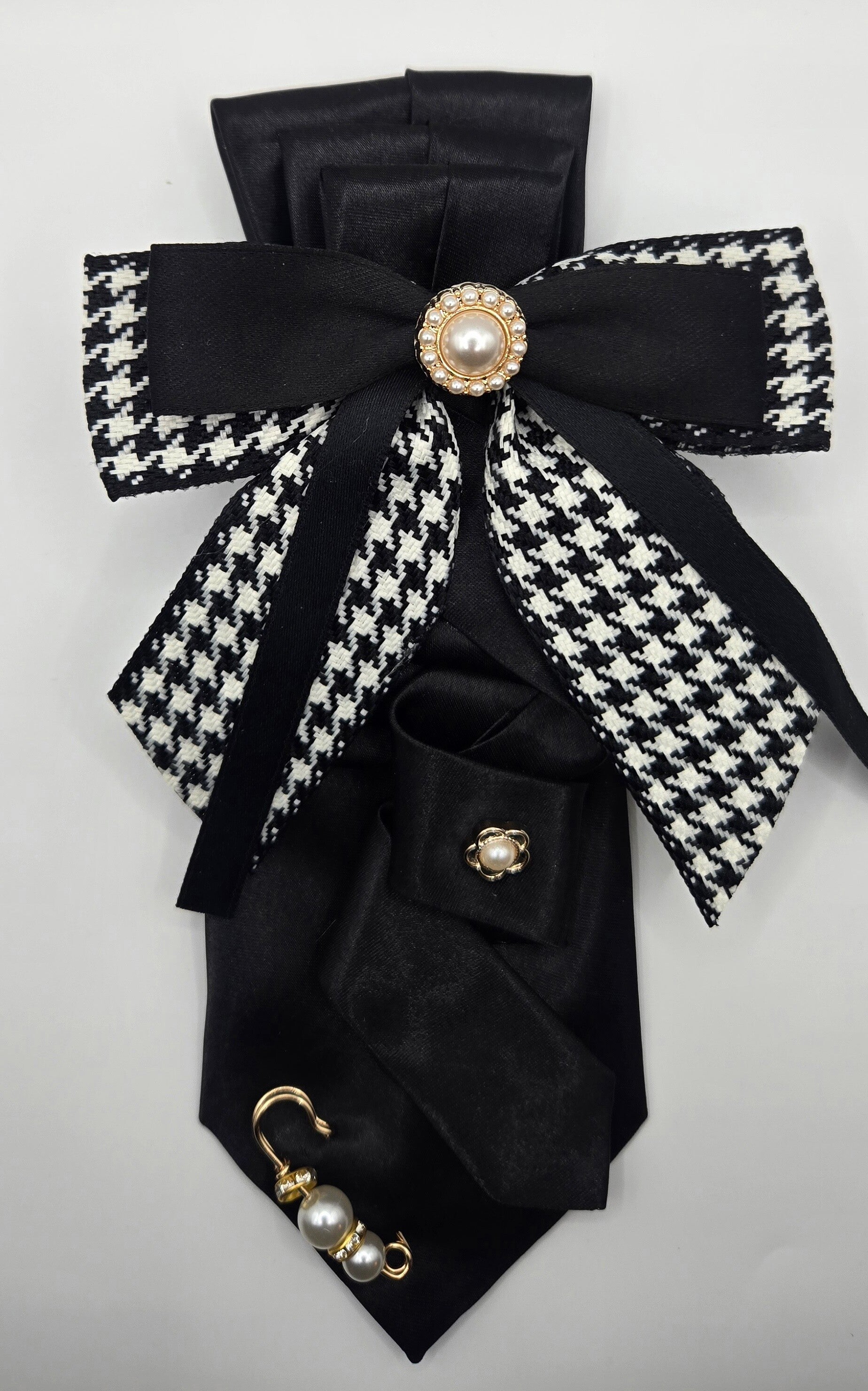 Houndstooth & Pearl Statement Ribbon Necktie