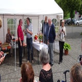 Overhandiging geschenk Ortolaan aan Lutzerath