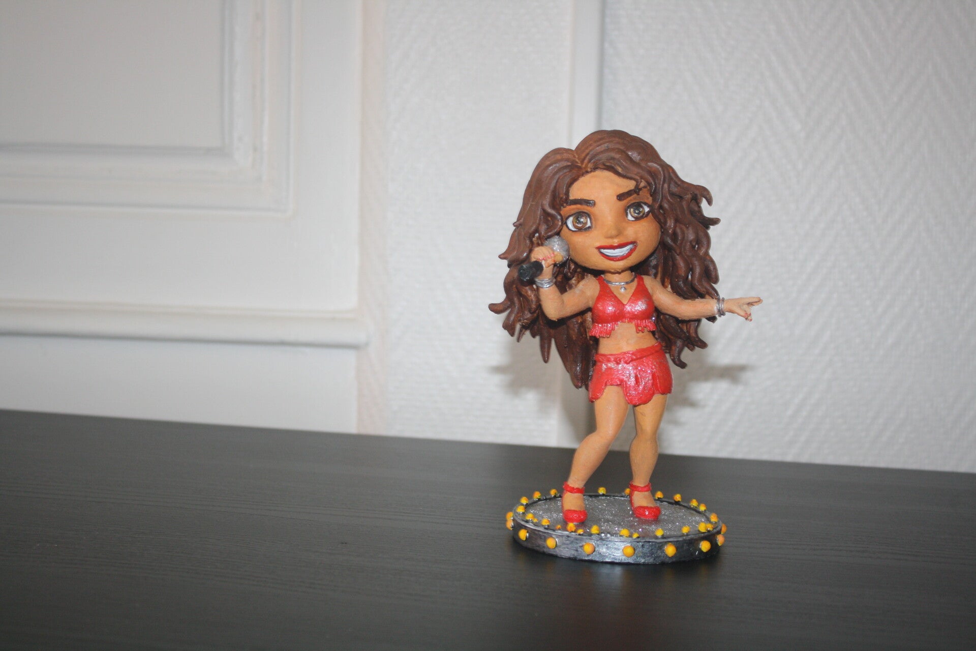 Petite chanteuse POP