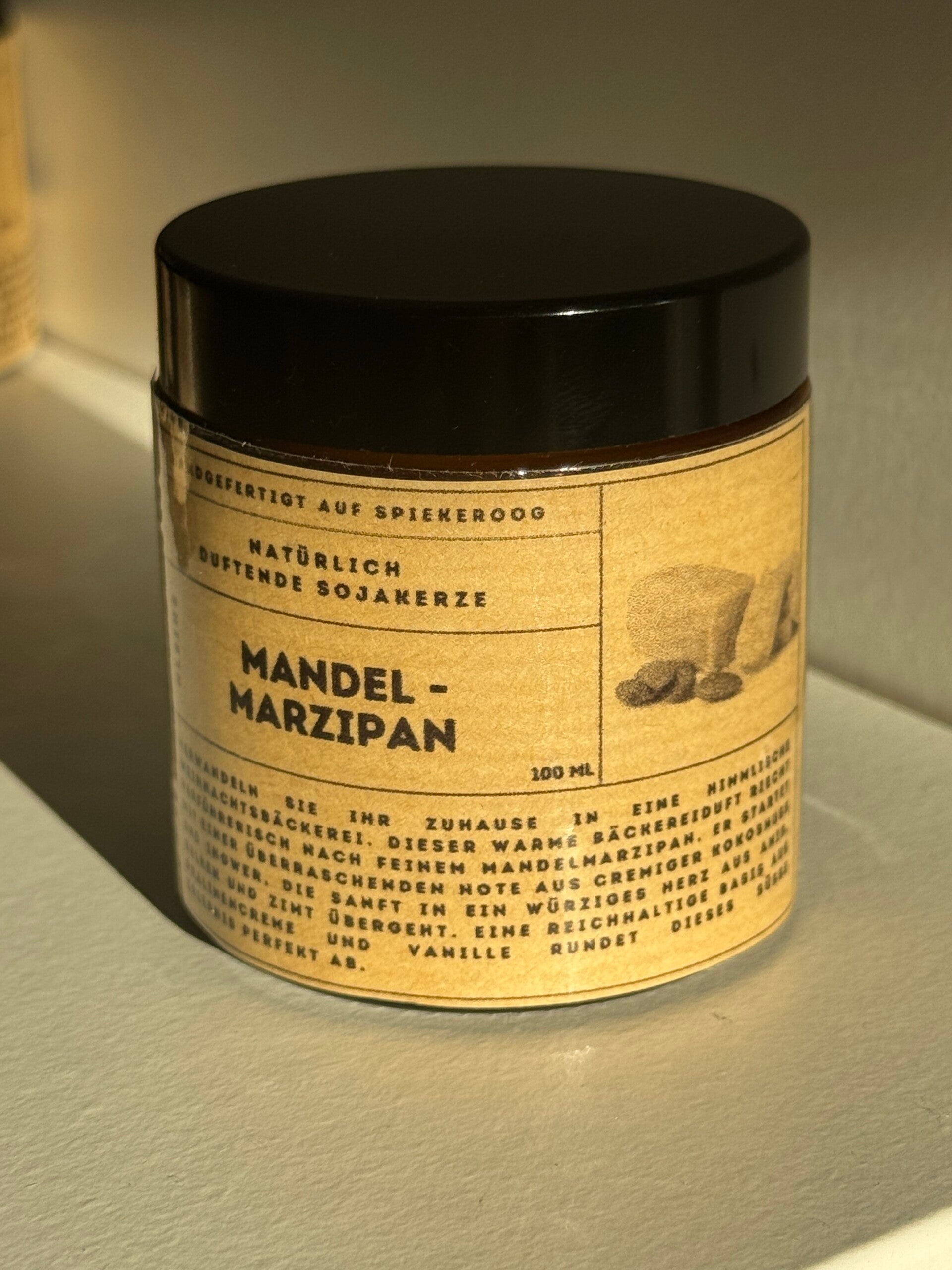 Mandel-Marzipan - Duft Kerze aus Soja-Wachs in einem Schraub-Glas