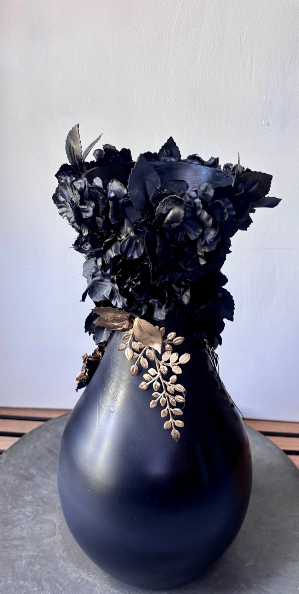 Noir Bloom -- Handgemaakte Designvaas | DFC - Home