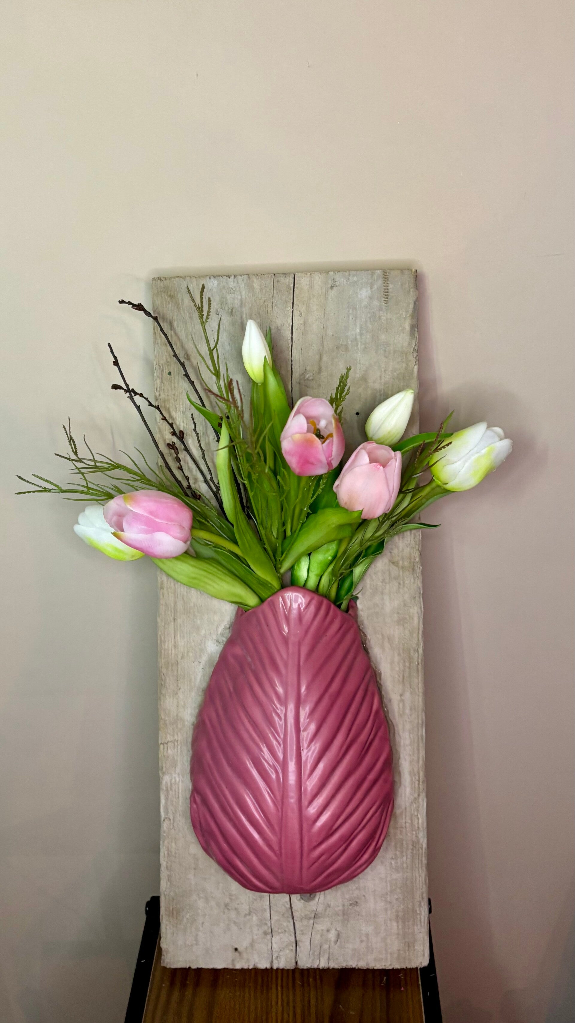 Wall of Charm | Tulp