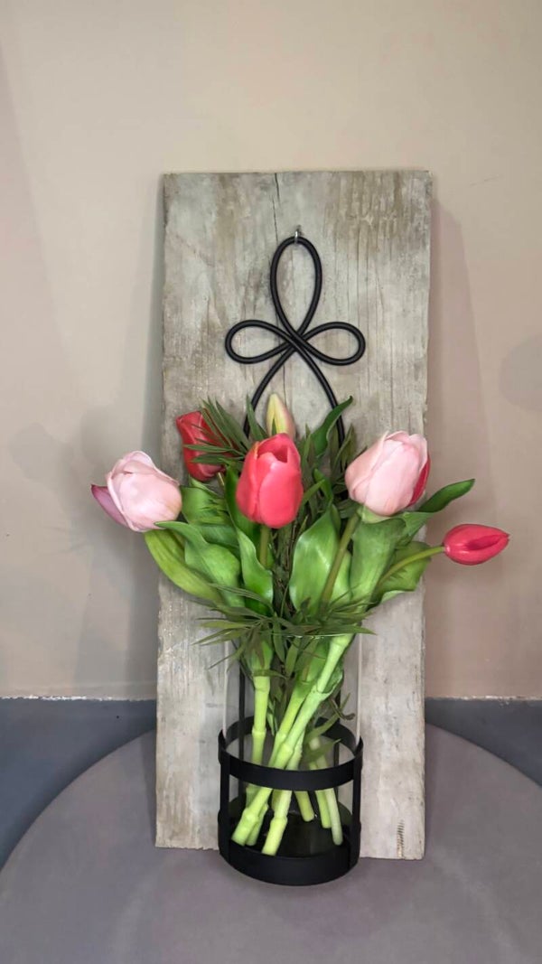 Wall of Charm | Tulpen