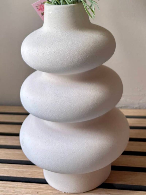 Vaas: Japandi style 25cm. Hoog